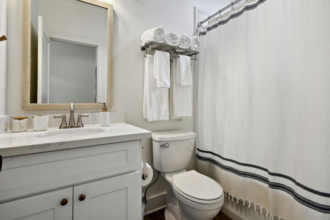 Cozy Vacation Rental In Old Town Bay St Louis Close To Beach, Bars, And Dining Bay St. Louis Exterior photo